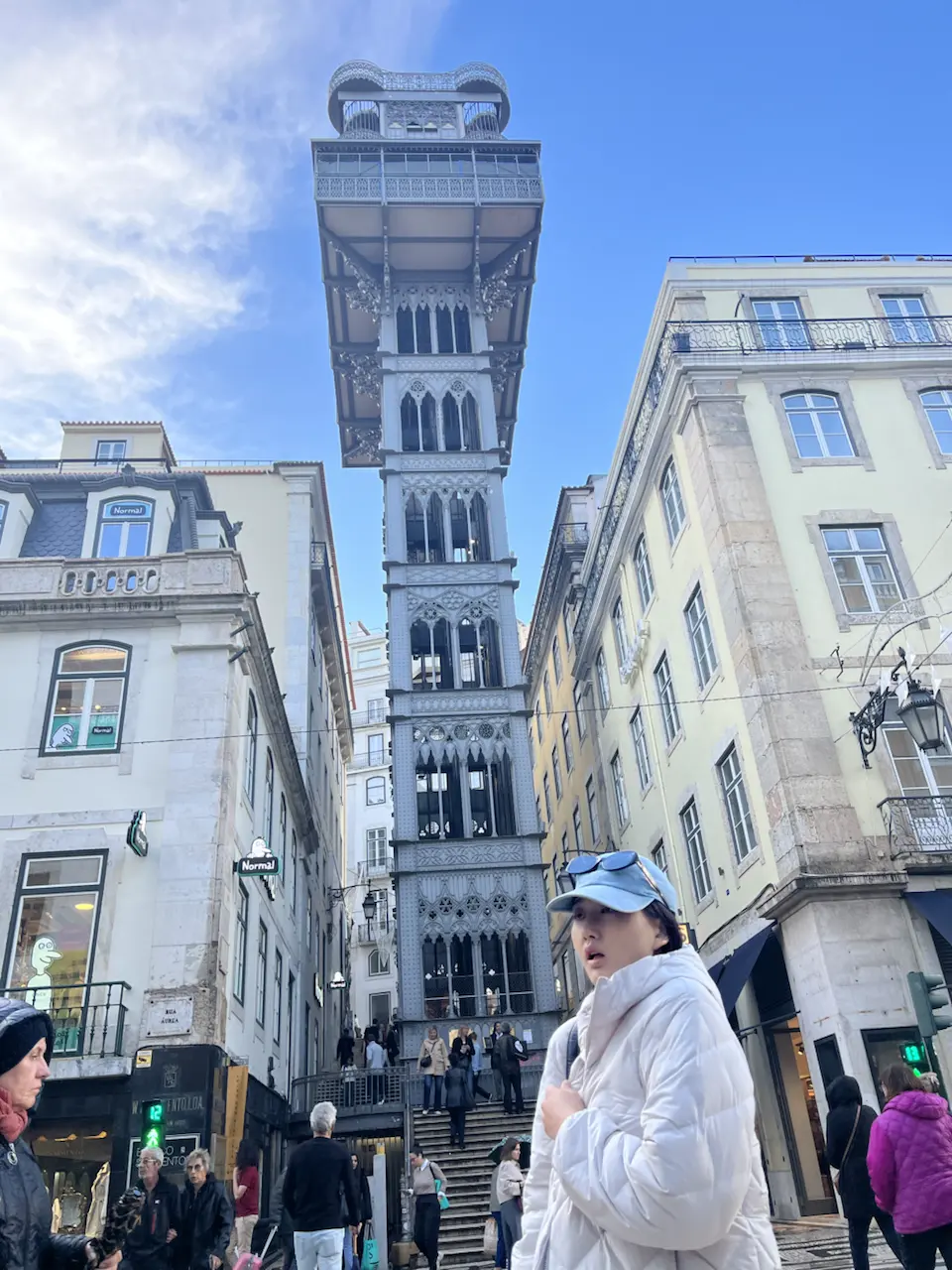 蜜月第2天：在里斯本短暂停留——广场、黄色电车与日出