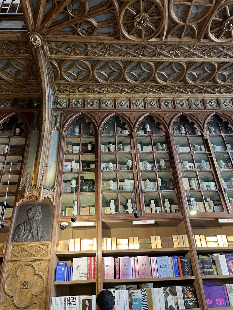 144 Rua das Carmelitas