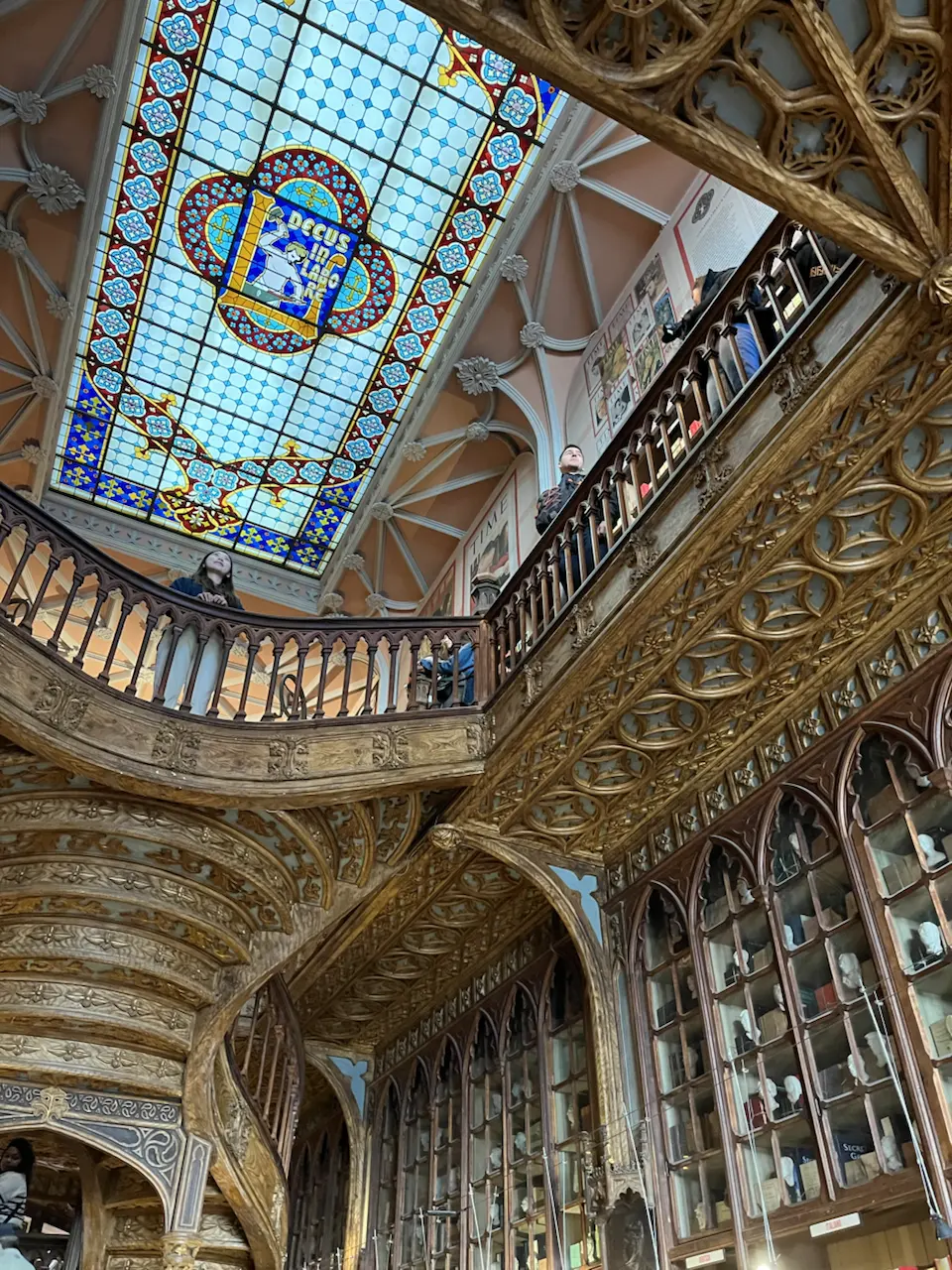 144 Rua das Carmelitas