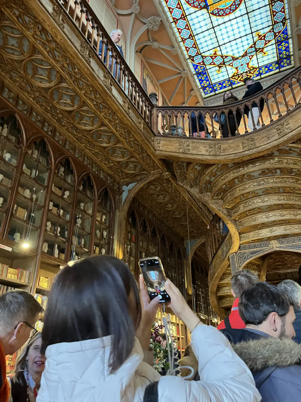 144 Rua das Carmelitas