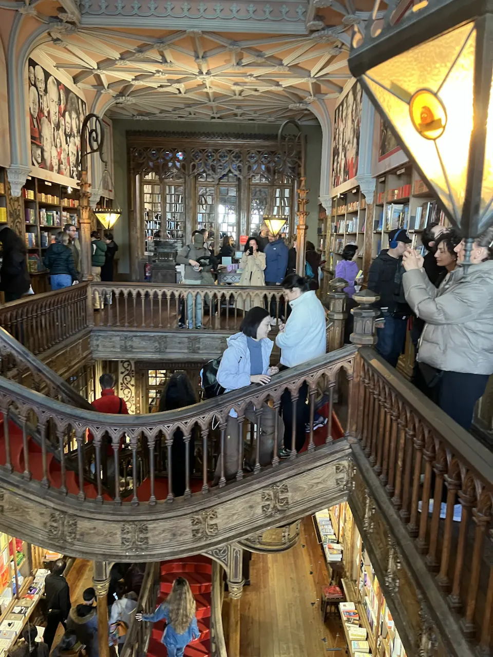 144 Rua das Carmelitas