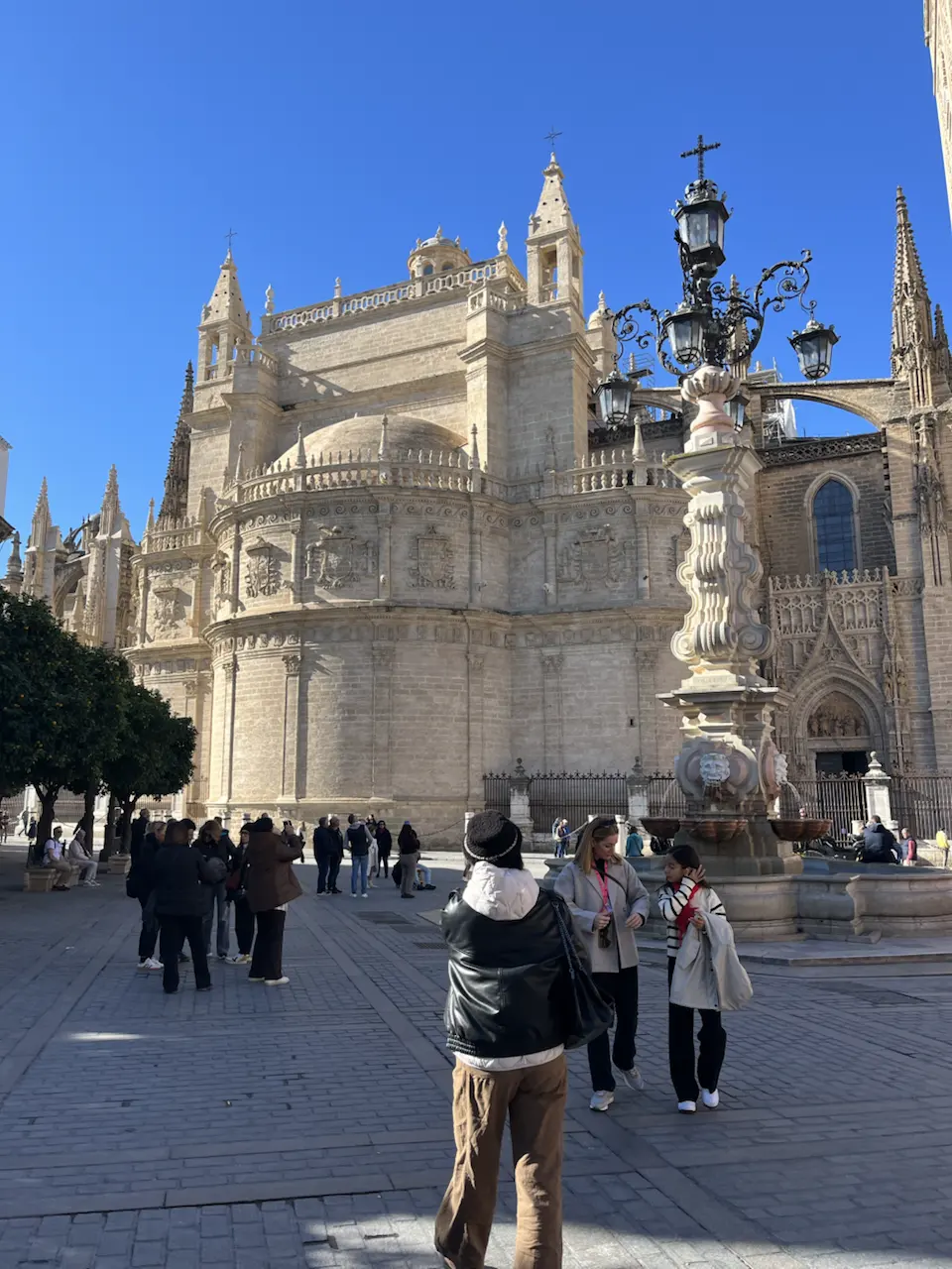 1–99 Cardenal Carlos Amigo, Seville