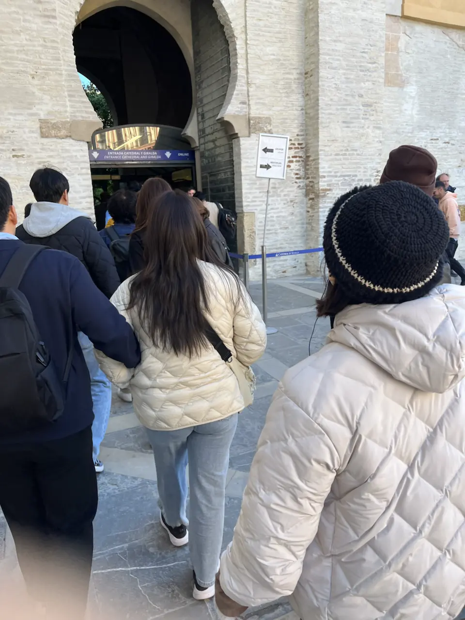 6 Plaza de la Virgen de los Reyes