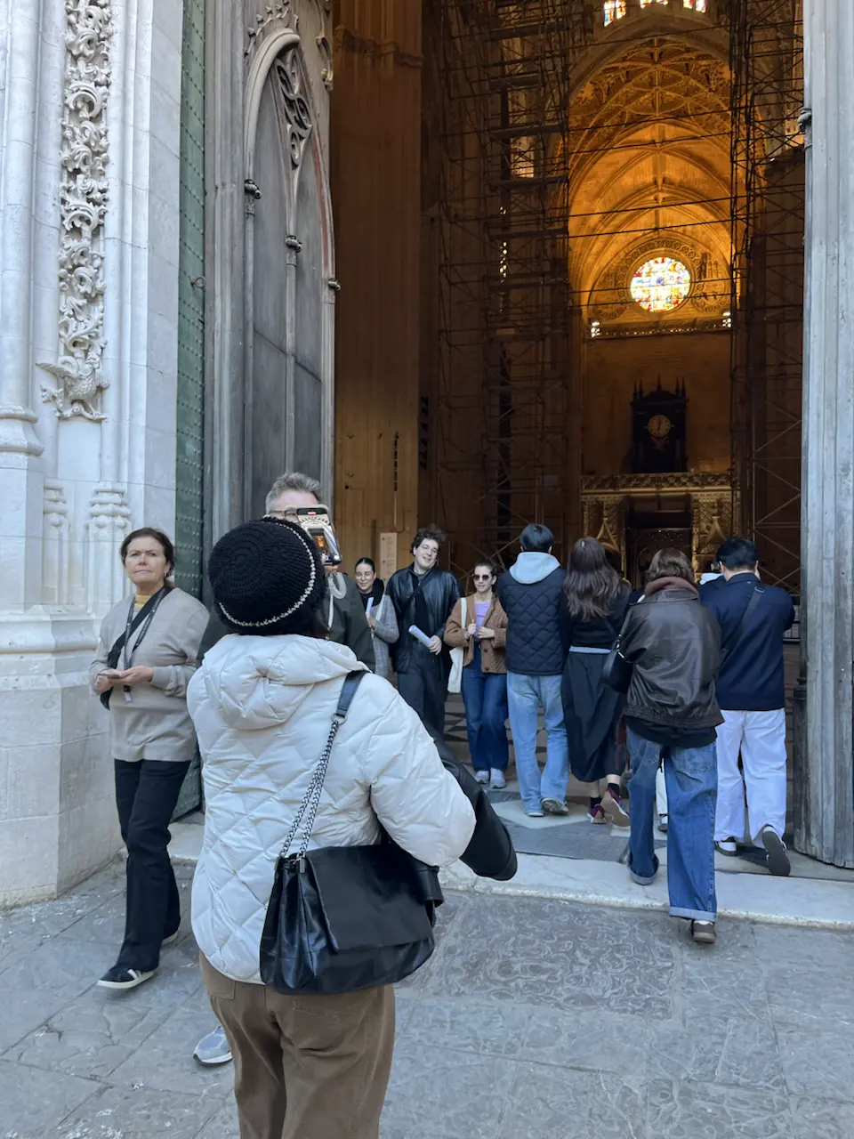 6 Plaza de la Virgen de los Reyes