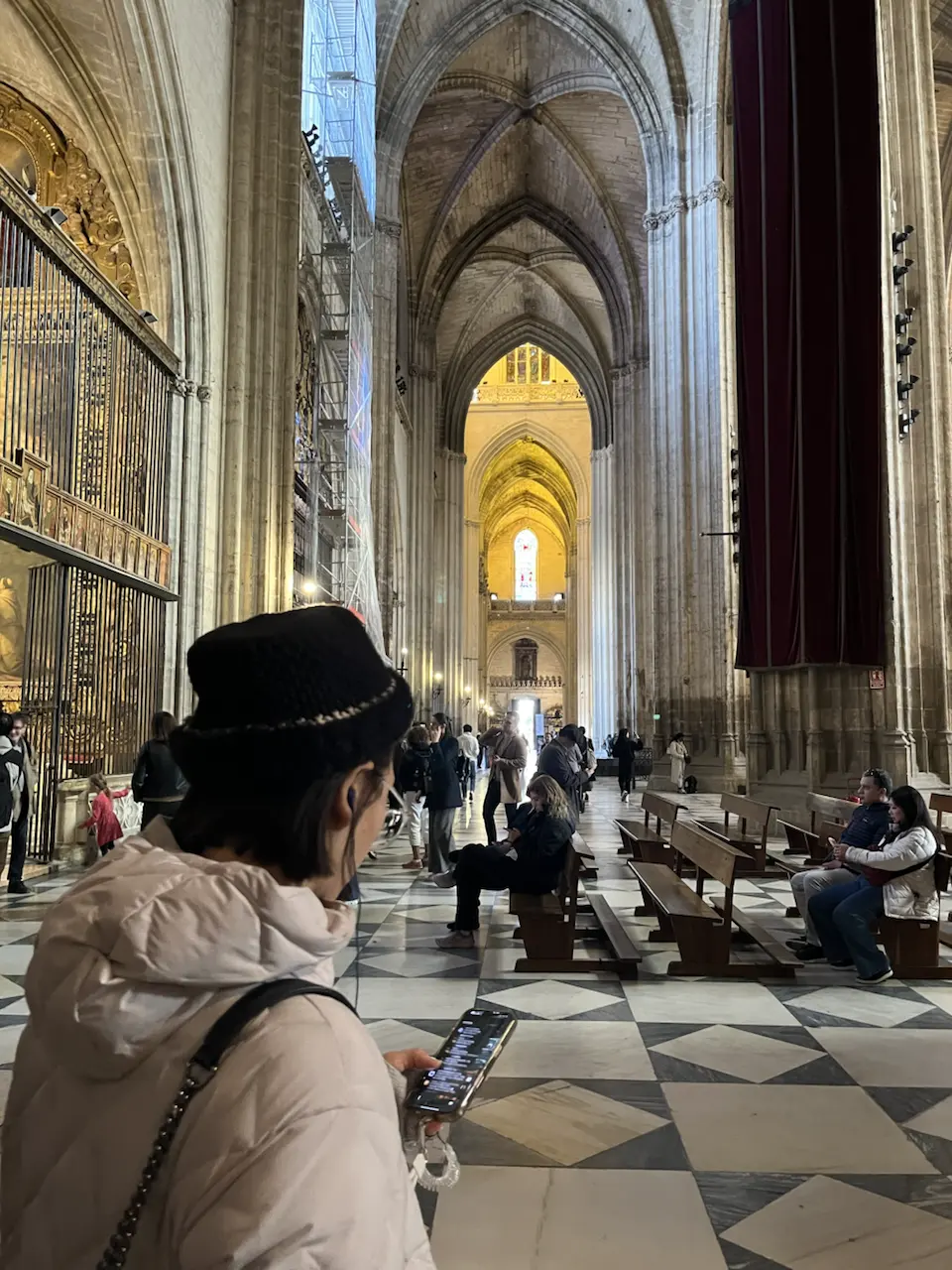 6 Plaza de la Virgen de los Reyes