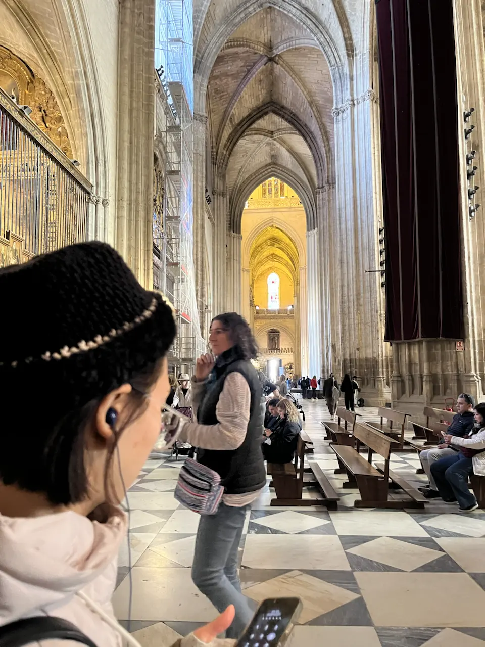 6 Plaza de la Virgen de los Reyes