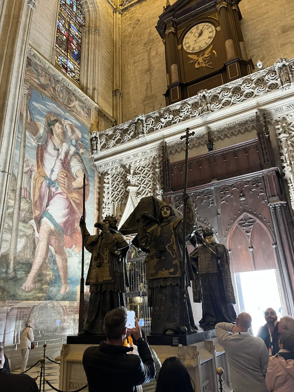 6 Plaza de la Virgen de los Reyes