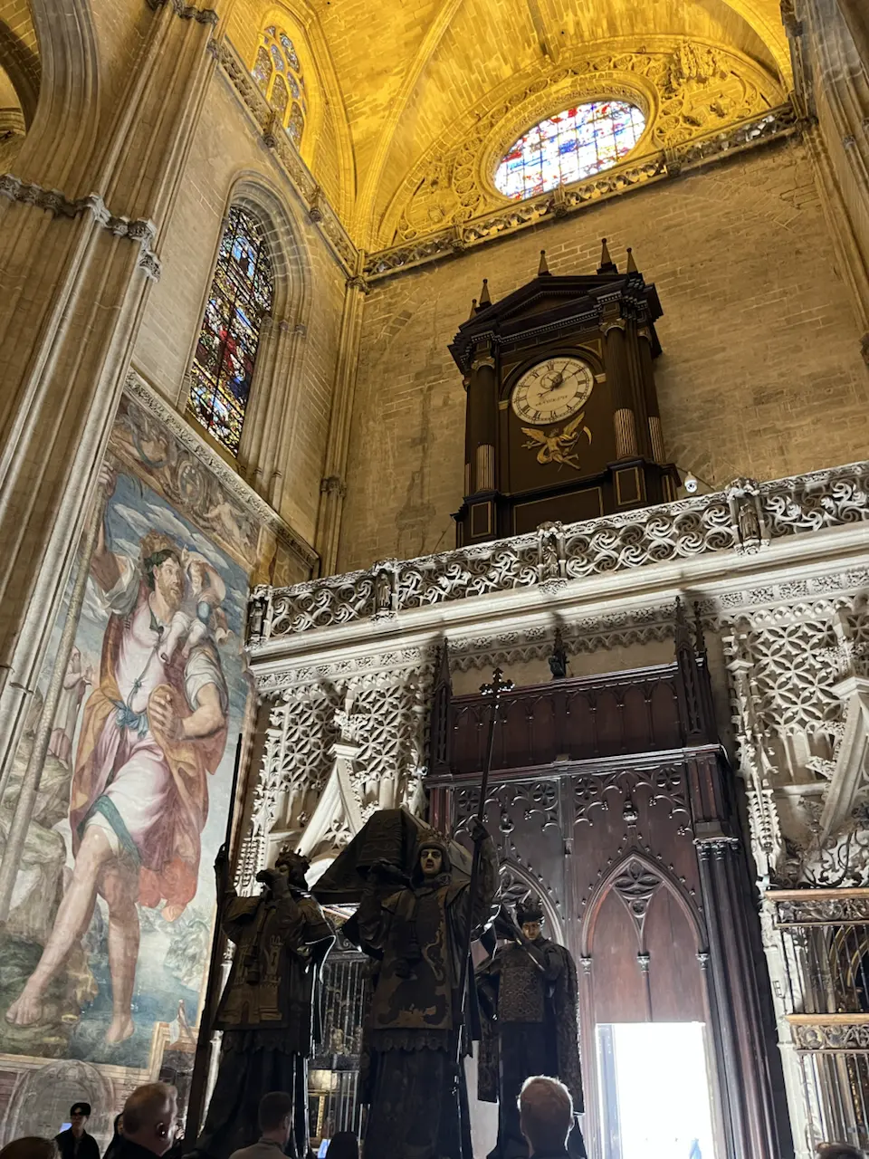 6 Plaza de la Virgen de los Reyes