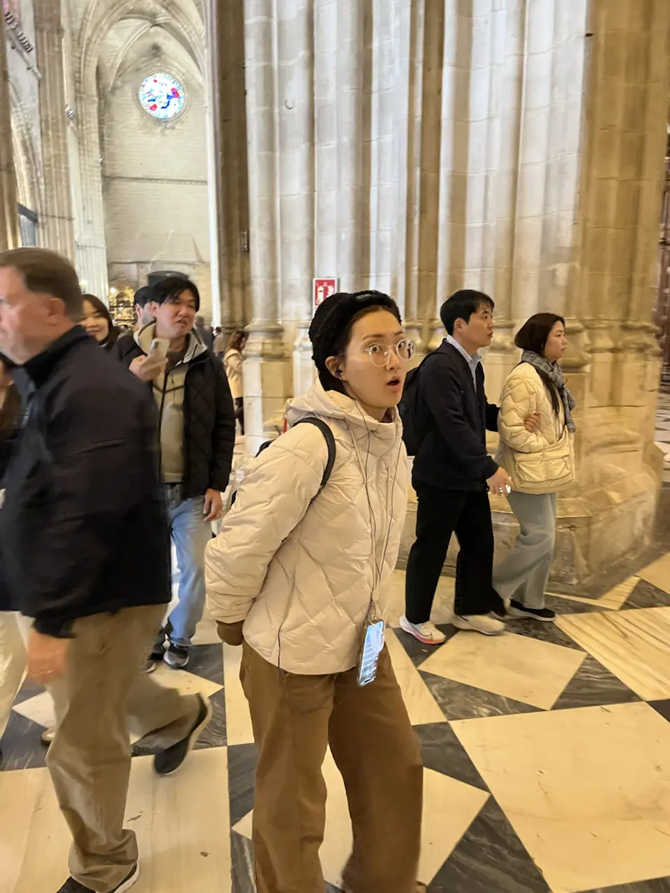 6 Plaza de la Virgen de los Reyes