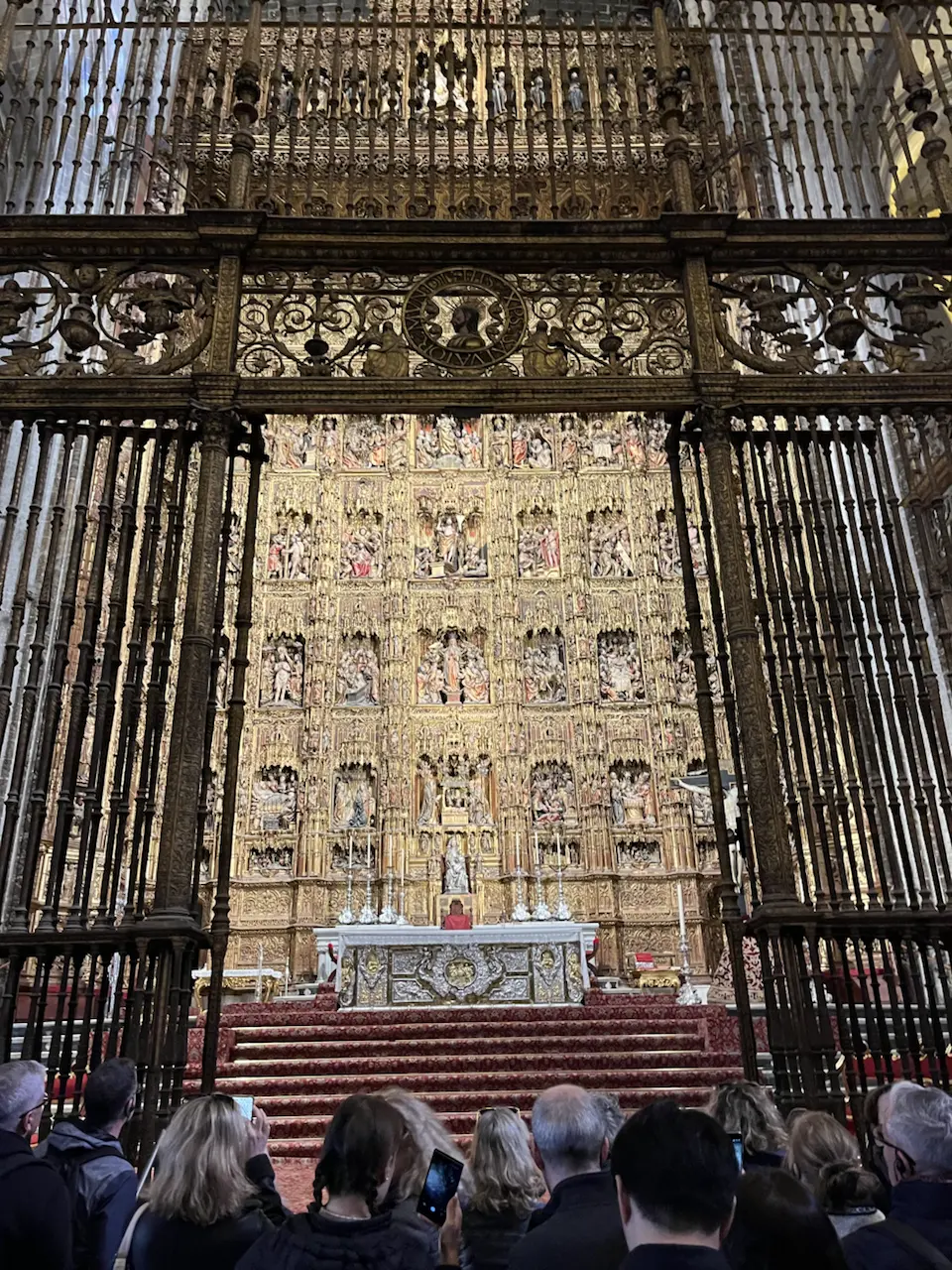 6 Plaza de la Virgen de los Reyes