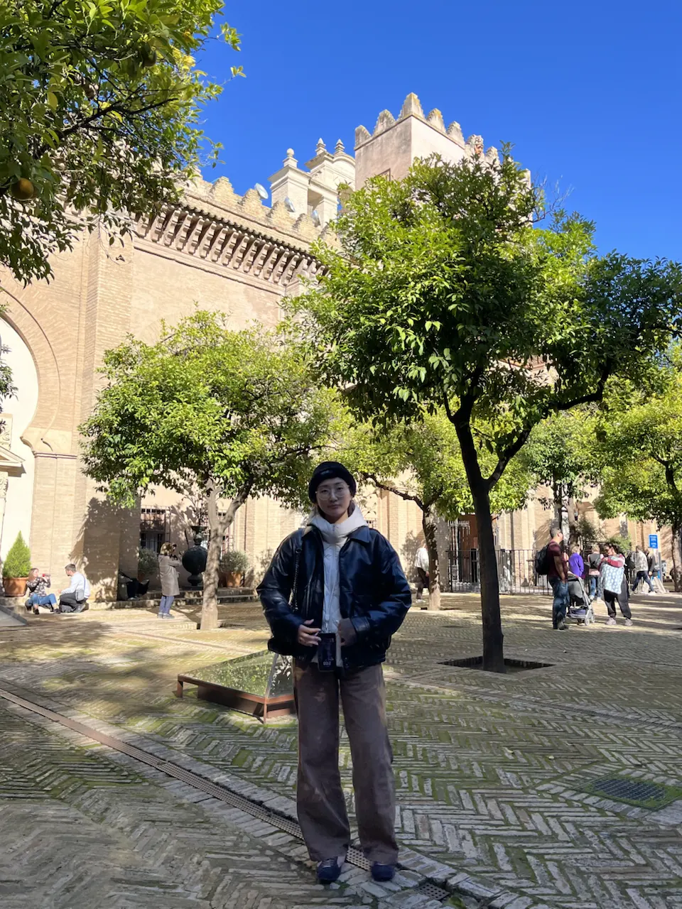 6 Plaza de la Virgen de los Reyes