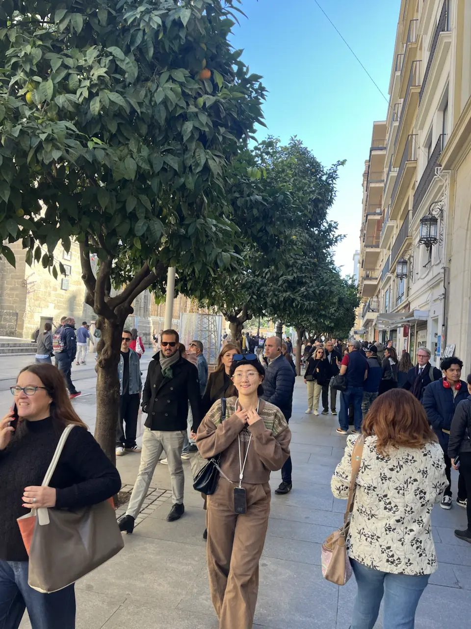 6 Plaza de la Virgen de los Reyes