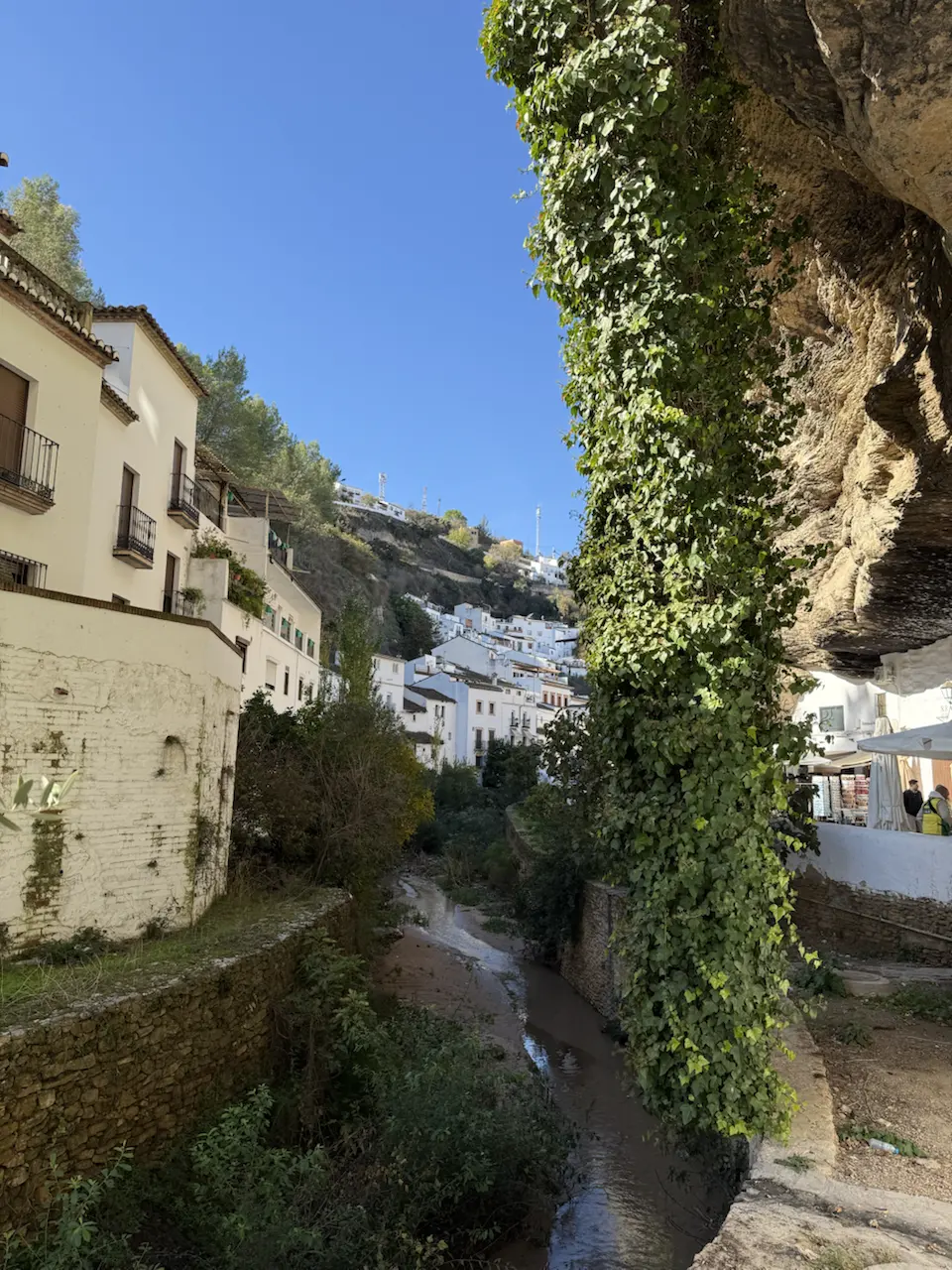 27 Calle Cuevas de la Sombra