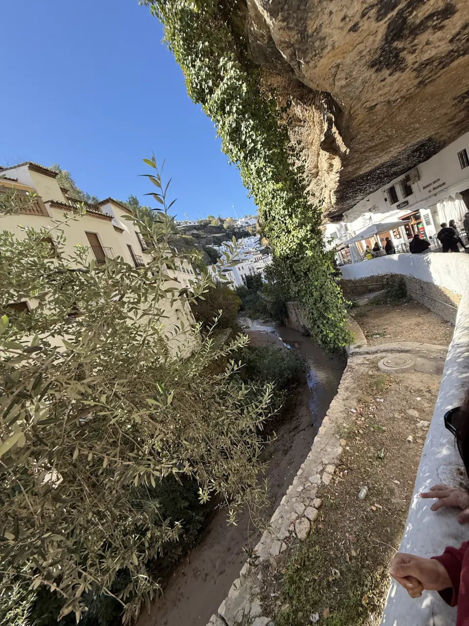 27 Calle Cuevas de la Sombra